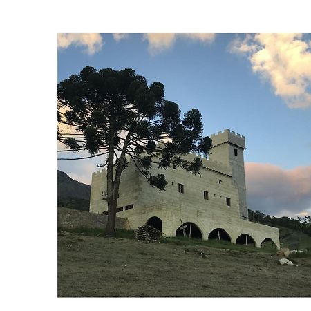 Hotel Fazenda Castelo Santa Clara ラブリニャス エクステリア 写真